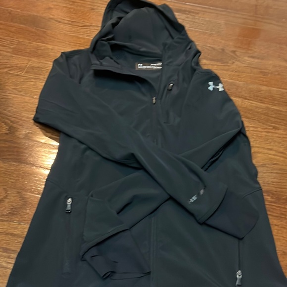 Underarmour outrun the storm jacket- like new condition - Picture 2 of 7